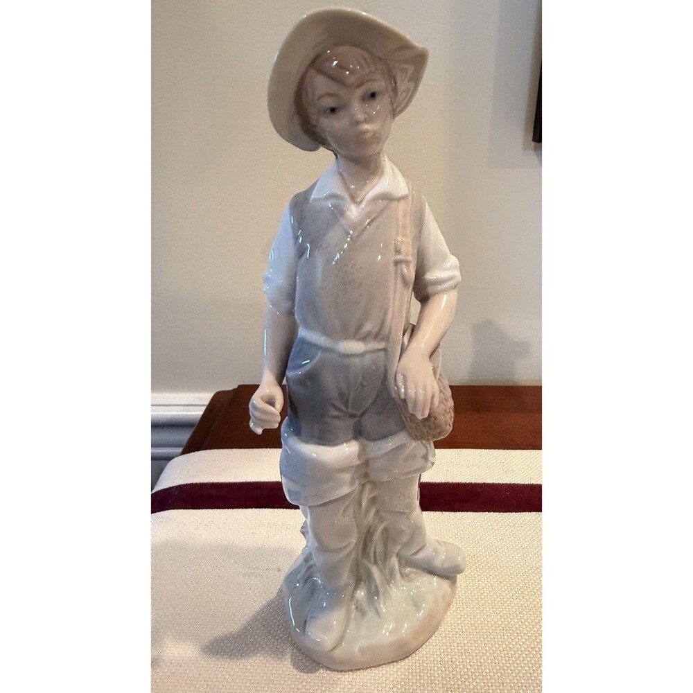 Retired Lladró Porcelain Figurine "Gone Fishing" (Model #4809), Salvador Furió.